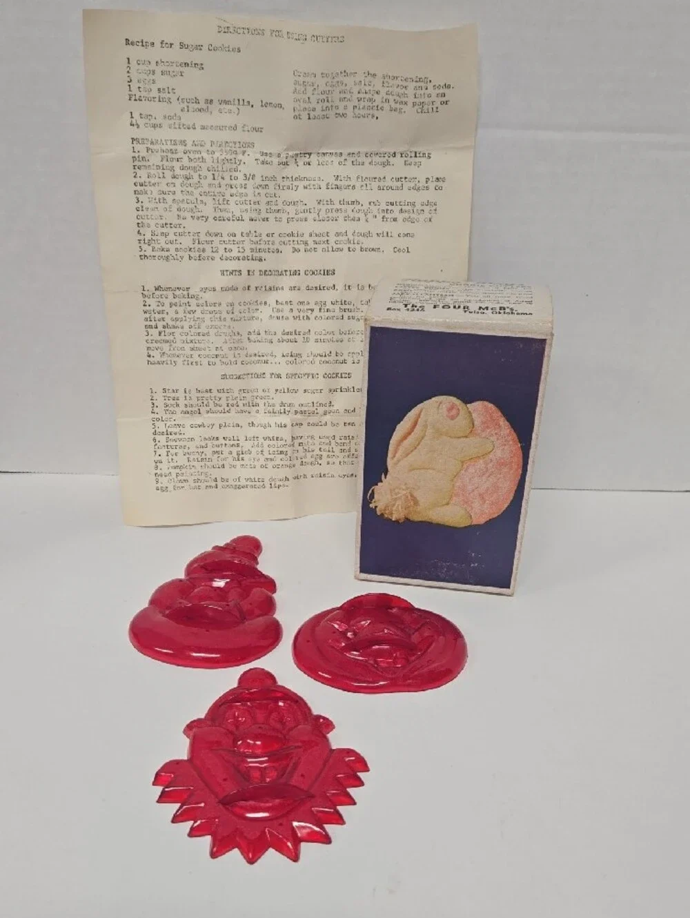 🎅🎅🎅Vntg Aunt Chick's Merry Xmas & Happy Days Cookie Cutters Approx 5
